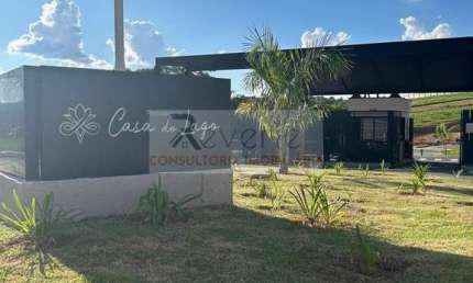 Terreno em Condomínio de Alto Padrão na Casa do Lago, Indaiatuba-SP - 300 m² à Venda!