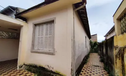 Casa para Venda em Taubaté, Jardim Maria Augusta, 5 dormitórios, 2 banheiros, 2 vagas