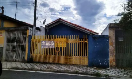 Casa para Venda em Taubaté, Jardim das Nações, 3 dormitórios, 1 suíte, 2 banheiros