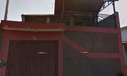 Sobrado para Venda em Caçapava, Vila Menino Jesus, 4 dormitórios, 1 suíte, 4 banheiros, 4 vagas
