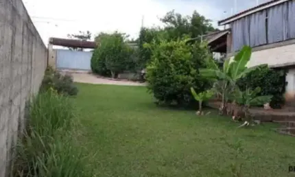 Casa para Venda em Taubaté, Granjas Panorama, 6 dormitórios, 2 suítes, 5 banheiros, 2 vagas