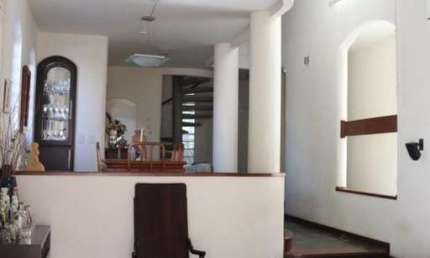 Casa para Venda em Taubaté, Parque São Jorge, 4 dormitórios, 1 suíte, 3 banheiros, 5 vagas