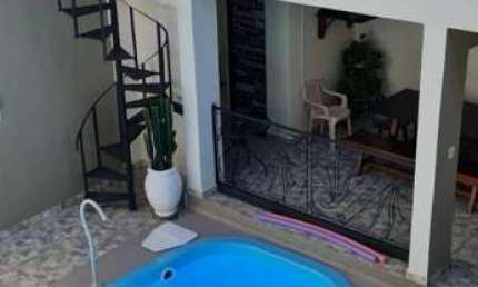 Sobrado para Venda em Taubaté, Centro, 4 dormitórios, 1 suíte, 4 banheiros, 4 vagas