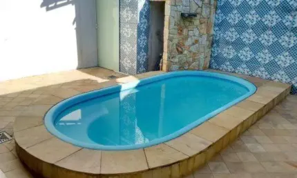 Casa para Venda em Taubaté, Piracangaguá, 2 dormitórios, 2 banheiros, 2 vagas