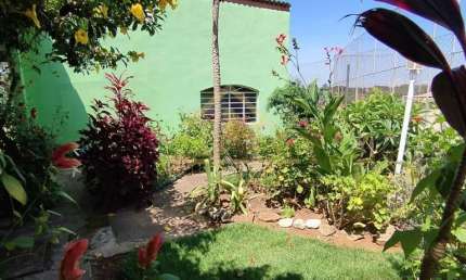 Chácara para Venda em Taubaté, Loteamento Chácaras Ingrid, 7 dormitórios, 5 suítes, 7 banheiros, 10 vagas