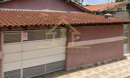 Casa para Venda em Taubaté, Piracangaguá, 3 dormitórios, 2 banheiros, 2 vagas