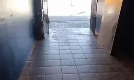 Prédio Comercial para Locação em Taubaté, Centro, 2 banheiros, 1 vaga