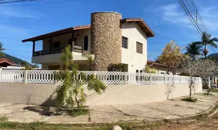Casa para Venda em Ubatuba, Maranduba, 5 dormitórios, 3 banheiros, 5 vagas