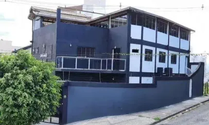 Prédio Comercial para Venda em Taubaté, Monção, 5 vagas