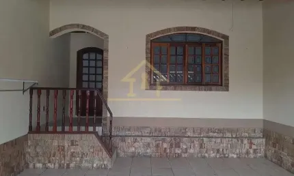 Casa para Venda em Taubaté, Quiririm, 3 dormitórios, 2 suítes, 3 banheiros, 2 vagas