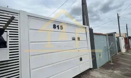 Casa para Venda em Taubaté, Parque Senhor do Bonfim, 2 dormitórios, 1 banheiro, 2 vagas