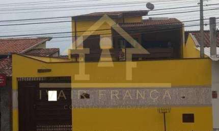Sobrado para Venda em Taubaté, Parque Jaraguá, 3 dormitórios, 2 suítes, 3 banheiros, 3 vagas