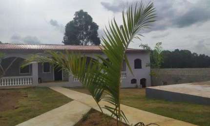 Chácara para Venda em Taubaté, Barreiro, 2 dormitórios, 2 banheiros, 3 vagas