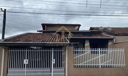 Casa para Venda em Taubaté, Parque Bandeirantes, 3 dormitórios, 1 suíte, 1 banheiro, 2 vagas