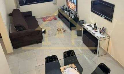 Sobrado para Venda em Taubaté, Loteamento Residencial e Comercial Bosque Flamboyant, 3 dormitórios, 3 banheiros, 2 vagas
