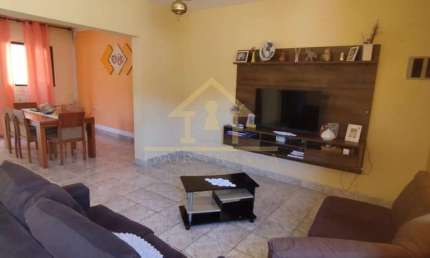 Casa para Venda em Natividade da Serra, Centro, 4 dormitórios, 2 banheiros, 2 vagas