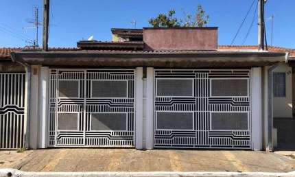 Casa em Condomínio para Venda em Taubaté, Quiririm, 3 dormitórios, 1 suíte, 3 banheiros, 2 vagas