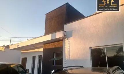 Casa para Venda em Taubaté, Jardim do Lago I, 2 dormitórios, 1 banheiro, 2 vagas