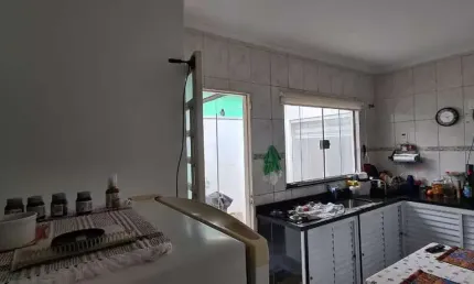 Casa para Venda em Taubaté, Vila São José, 3 dormitórios, 3 banheiros, 1 vaga