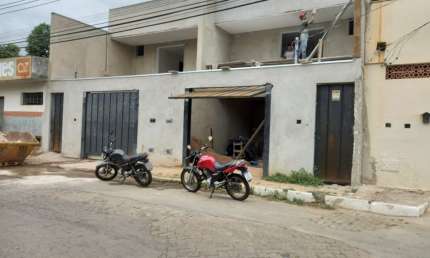 Casa com 2 quartos à venda no Grã-Duquesa, Governador Valadares 
