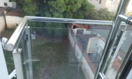 Apartamento à Venda: 1 Quarto com Varanda em São Pedro - Oportunidade Única por R$ 320.000!
