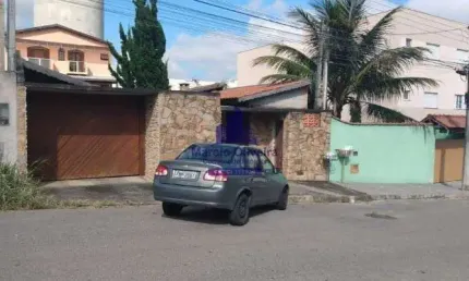 Casa com 3 quartos à venda no Residencial Estoril, Taubaté 