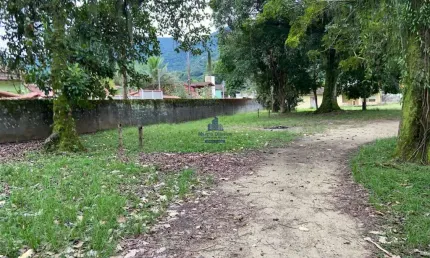 Terreno à venda no Pereque-Mirim, Ubatuba 