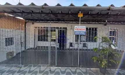Casa com 4 quartos à venda no Jardim Maria Augusta, Taubaté , 250 m2 por R$ 430.000