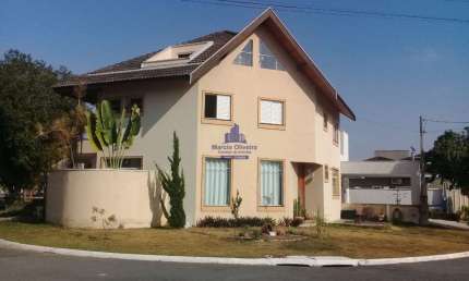 Casa Venda e Locação Campos do Conde Louvre, 280m².