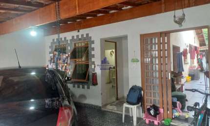 Casa à venda em Taubaté-SP, Jardim Mesquita: 2 quartos, 1 suíte, 1 sala, 2 banheiros, 2 vagas de garagem, 78,16m².