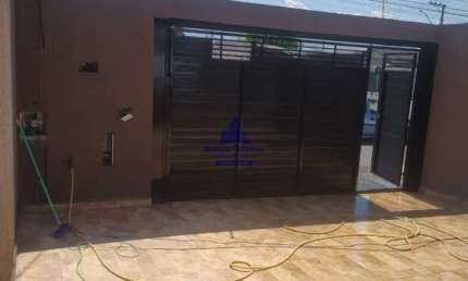 Casa com 2 quartos à venda no Esplanada Santa Helena, Taubaté , 150 m2 por R$ 326.000