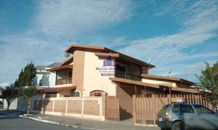 Casa com 3 quartos à venda no Village Tremembé, Tremembé , 297 m2 por R$ 800.000