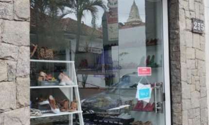 Ponto comercial com 1 sala para alugar no Centro, Taubaté , 34 m2 por R$ 1.530