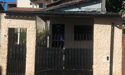 Casa com 2 quartos à venda na Vila Santa Isabel, Taubaté 