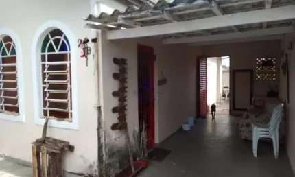 Casa com 2 quartos à venda no dos Guedes, Tremembé  por R$ 280.000