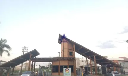 Casa mobiliada em condomínio fechado Pq. São Cristóvão