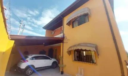 Casa com 4 quartos à venda no Campos Elíseos, Taubaté 