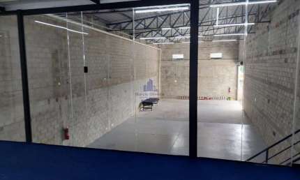 Barracão / Galpão / Depósito com 1 sala para alugar no Centro, Taubaté 
