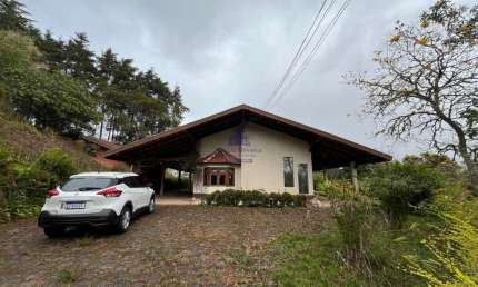 Chácara à venda em Redenção da Serra-SP, com 2 quartos, 1 suíte, 1 sala, 2 banheiros, 4 vagas de garagem, 10.000m² de área.