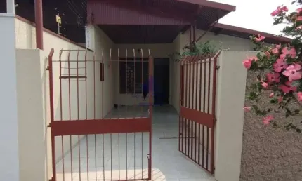 Imperdível casa à venda no centro de taubaté-sp: 3 quartos, 1 sala, 1 banheiro, 1 vaga de garagem, 80m² de área!