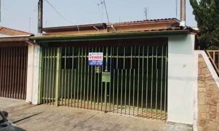 Imperdível! Casa à venda em Taubaté-SP, Vila Santa Isabel: 2 quartos, 1 suíte, 2 salas, 2 banheiros, 2 vagas, 124,00m².