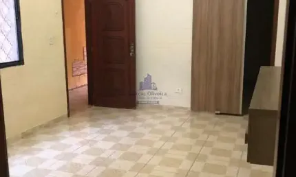 Imperdível! Casa à venda em Taubaté-SP, Parque Senhor do Bonfim: 2 quartos, sala, banheiro, 2 vagas e 80m². Aproveite!