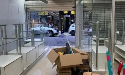Ponto comercial com 1 sala para alugar no Centro, Taubaté 