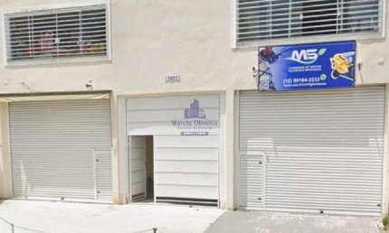 Dois Belíssimos Ponto Comercial, salão com 100m² cada, com Banheiro, 2 Vagas de Garagem, portão automático e TERRENO à Venda no Areão, Taubaté,