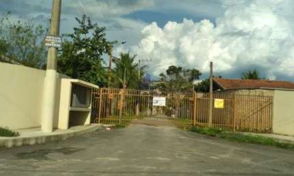Imperdível: Casa para Locação em Taubaté-SP, Granjas Reunidas São Judas Tadeu - 2 quartos, 1 suíte, 1 sala, 1 banheiro, 5 vagas, 70m².