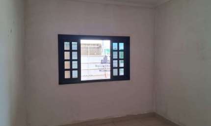 Casa à venda em Taubaté-SP: 2 quartos, 1 sala, 1 banheiro, 2 vagas de garagem, 116,00 m² na Esplanada Santa Helena.