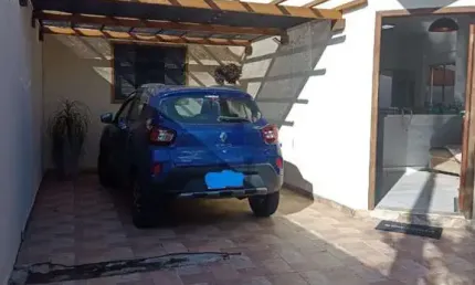 Casa à venda em Taubaté-SP, Vista Alegre: 3 quartos, 1 suite, 1 sala, 2 banheiros, 1 vaga, 78m². Venha conferir!