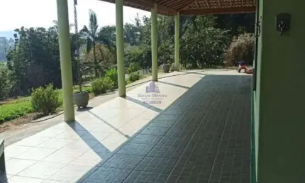BELA CHÁCARA PRÓXIMO AO CENTRO DE TAUBATÉ LOCAÇÃO E VENDA