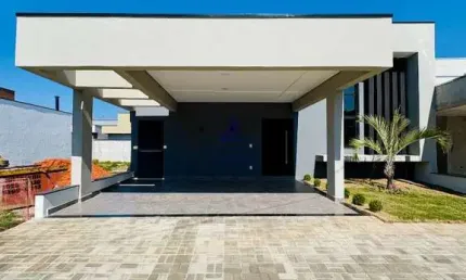 Casa em Condomínio de Luxo à Venda em Tremembé-SP, no Bairro Pérola do Vale: 3 Quartos, 2 Suítes, 1 Sala, 2 Banheiros, 2 Vagas de Garagem e 154,40 m² de Área