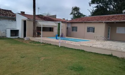 Chácara em taubaté-sp, bairro chácara flórida: 3 quartos, 1 suíte, 1 sala, 2 banheiros, 4 vagas, 100 m². venda ou locação!